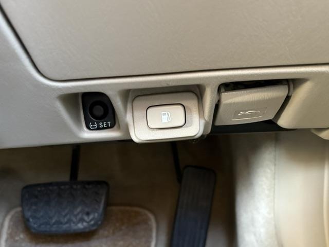 Toyota CROWN MAJESTA 2000 7240815-1