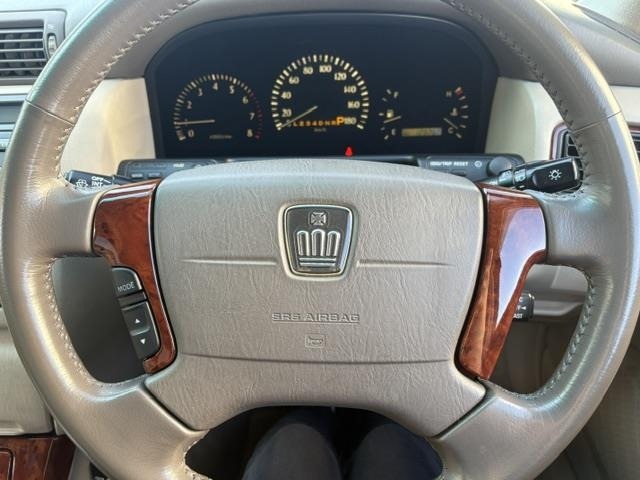 Toyota CROWN MAJESTA 2000 7240815-15