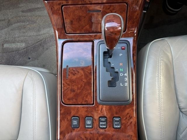 Toyota CROWN MAJESTA 2000 7240815-5