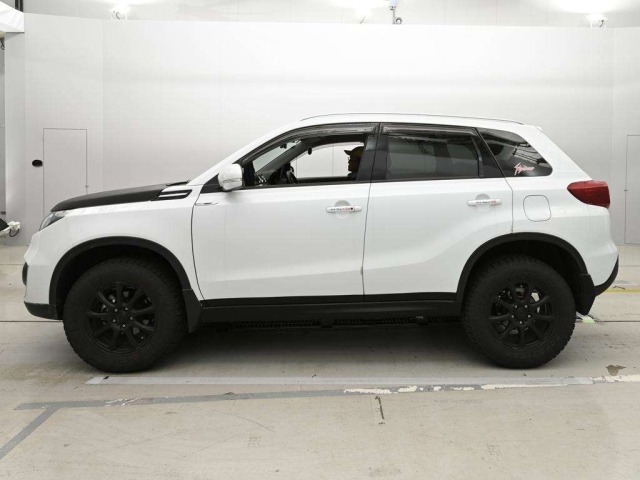 Suzuki ESCUDO 2019 7254348-4