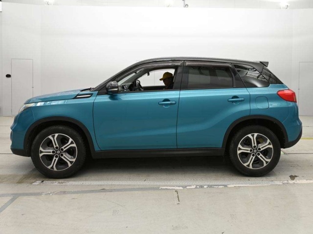 Suzuki ESCUDO 2018 7254349-4