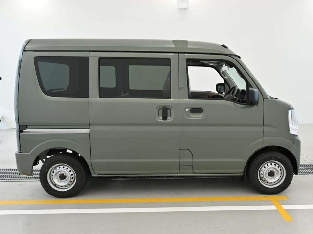 Suzuki EVERY 2026 7249486-3