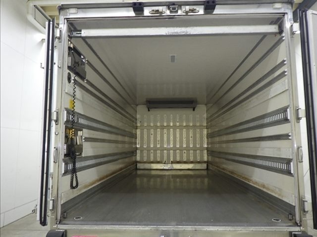 Isuzu FORWARD 2015 7256110-4