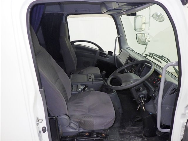Isuzu FORWARD 2015 7256118-5