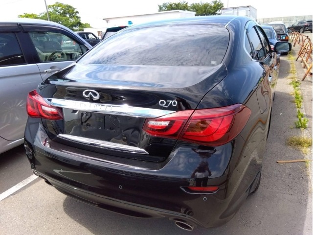 Nissan FUGA 2015 7237731-1