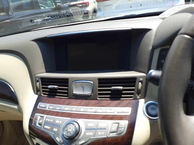 Nissan FUGA 2010 7237732-12