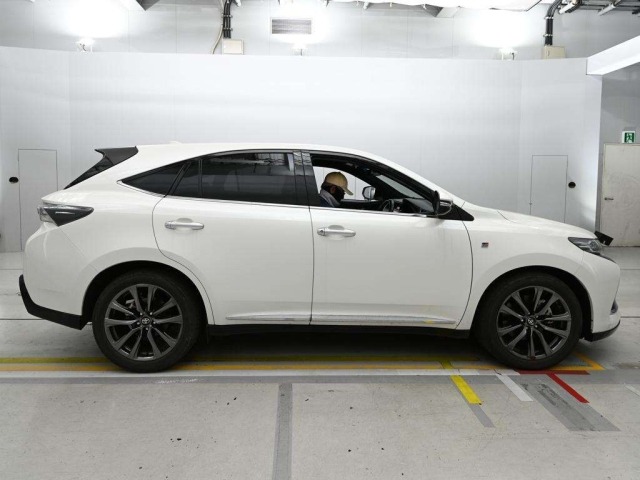 Toyota HARRIER 2019 7237586-3