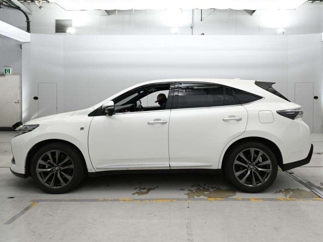 Toyota HARRIER 2019 7237586-4