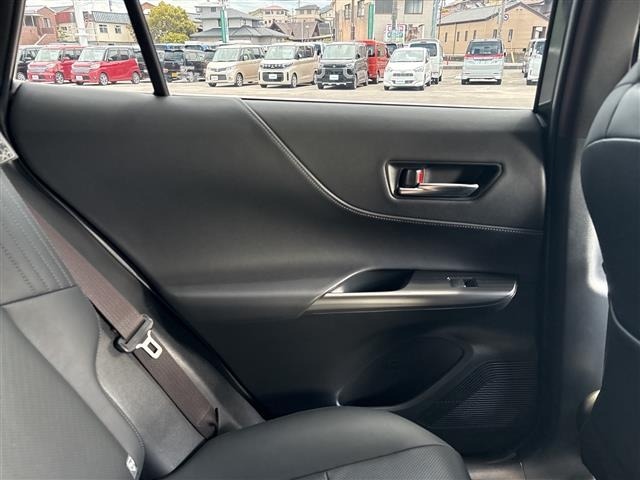 Toyota HARRIER 2021 7240012-6