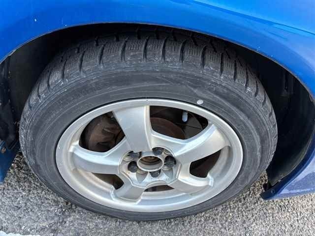 Subaru IMPREZA 2001 7238042-9