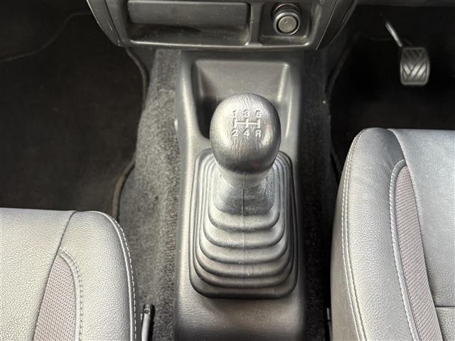 Suzuki JIMNY 2011 7236623-19