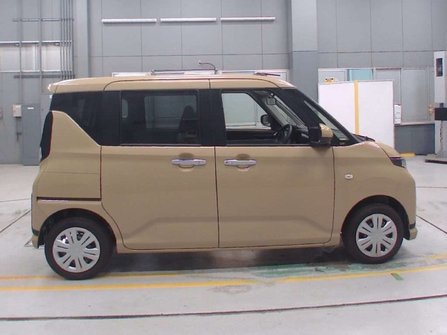 Daihatsu MOVE 2025 7240961-3