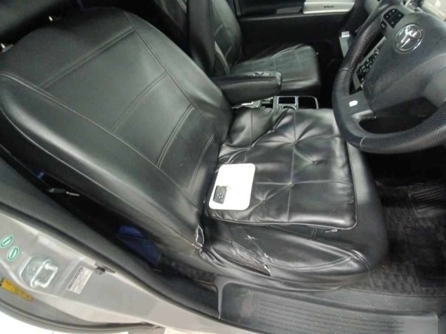Toyota NOAH 2011 7254074-10