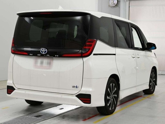 Toyota NOAH 2024 7254075-1