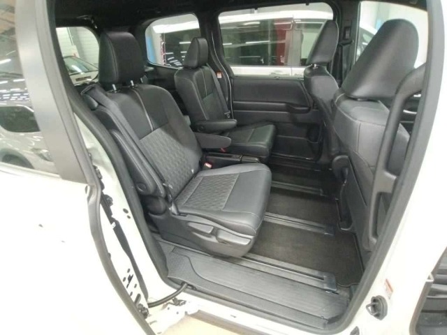 Toyota NOAH 2024 7254075-12