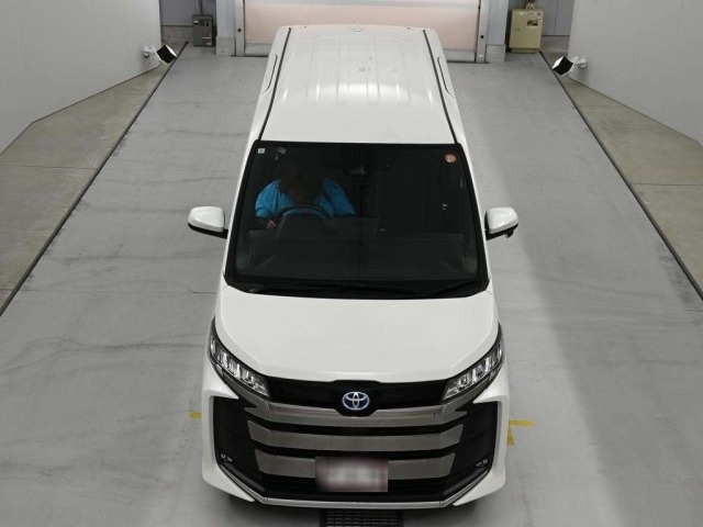Toyota NOAH 2024 7254075-7