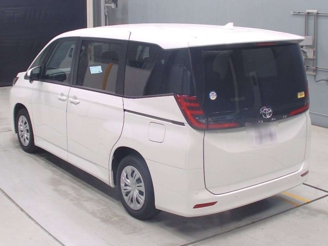 Toyota NOAH 2024 7254076-6