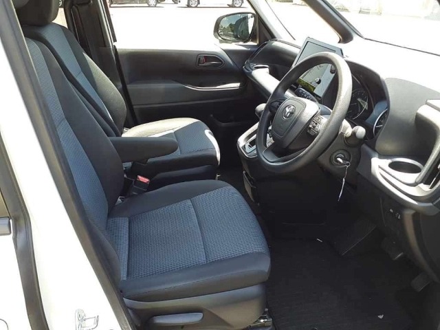 Toyota NOAH 2024 7254076-8