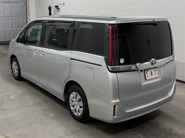 Toyota NOAH 2021 7254081-1