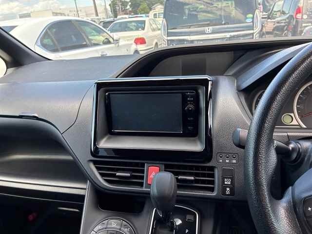 Toyota NOAH 2014 7254082-6