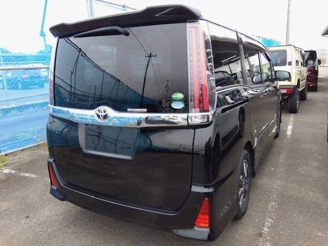 Toyota NOAH 2017 7254083-6