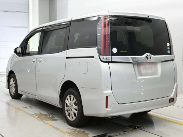 Toyota NOAH 2019 7254090-6