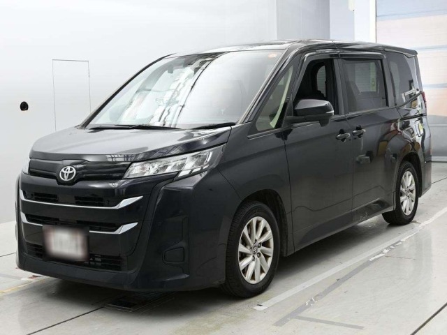 Toyota NOAH 2023 7254097-0