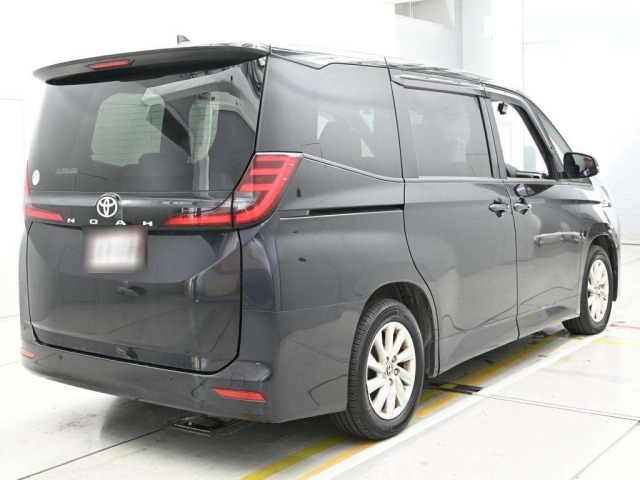 Toyota NOAH 2023 7254097-1