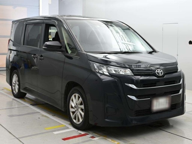 Toyota NOAH 2023 7254097-5