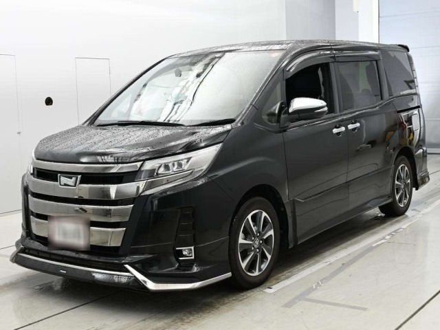 Toyota NOAH 2021 7254106-0