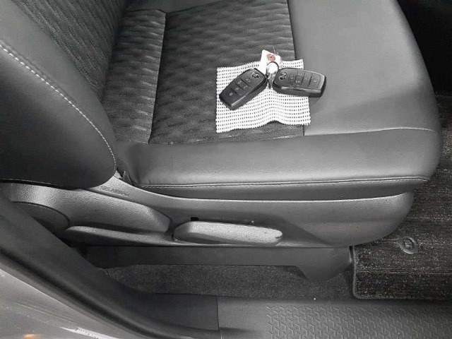 Toyota NOAH 2025 7254107-10