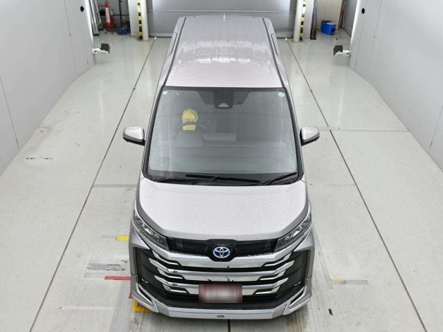 Toyota NOAH 2025 7254107-7