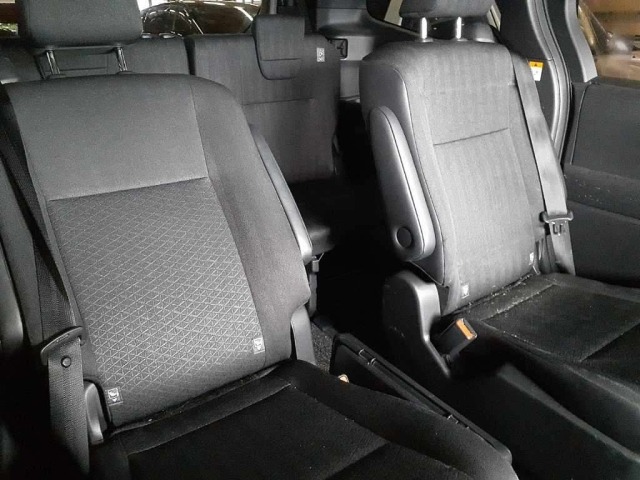 Toyota NOAH 2023 7254113-11