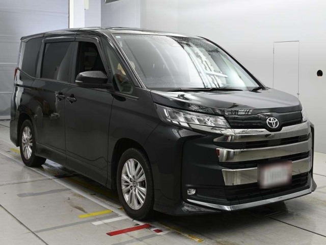 Toyota NOAH 2023 7254113-5