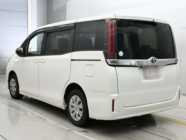 Toyota NOAH 2021 7254118-6