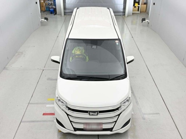 Toyota NOAH 2021 7254118-7