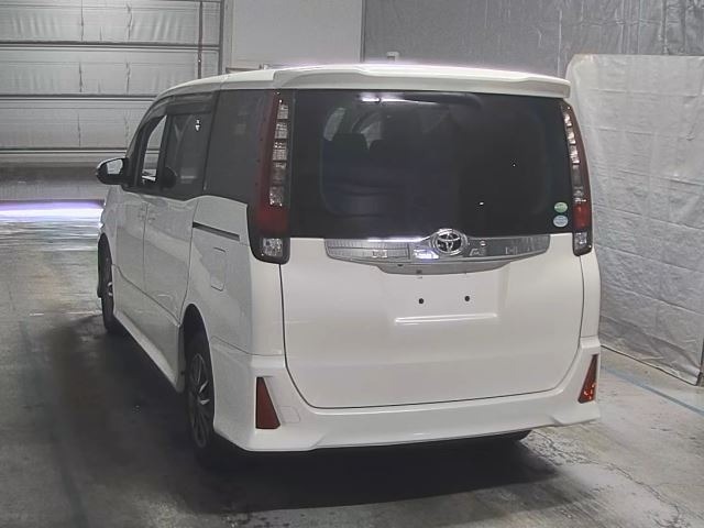 Toyota NOAH 2014 7254119-8