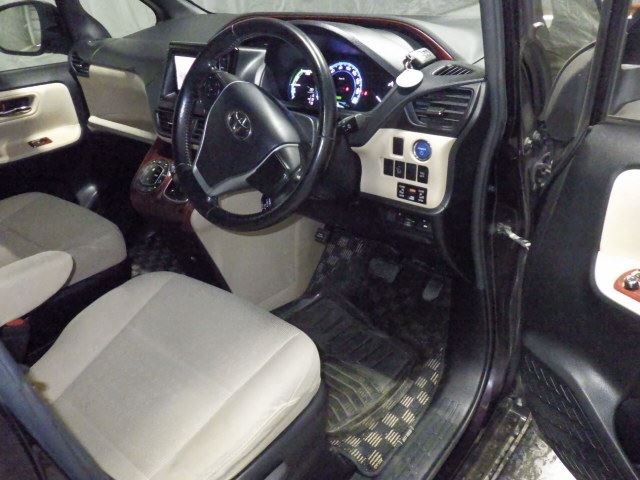 Toyota NOAH 2014 7254120-3