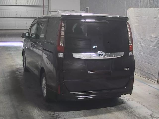Toyota NOAH 2014 7254120-8