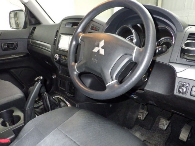 Mitsubishi PAJERO 2010 7248780-3