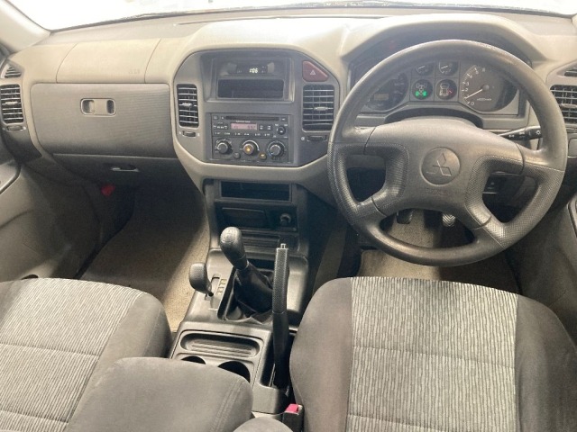 Mitsubishi PAJERO 2004 7248810-3