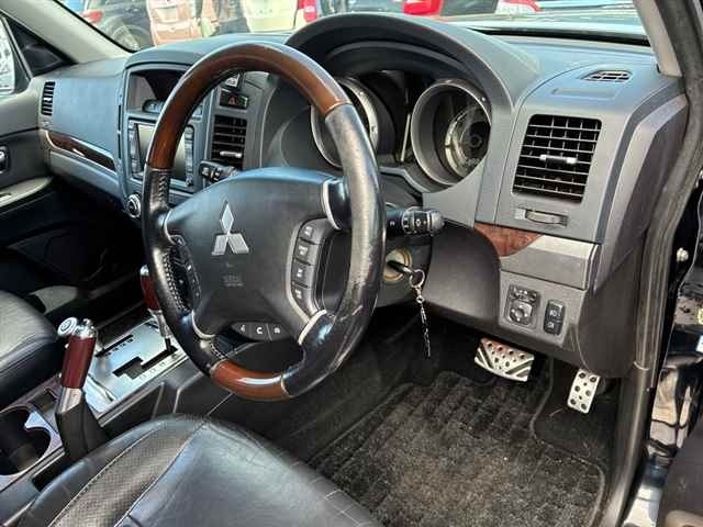Mitsubishi PAJERO 2011 7248811-3