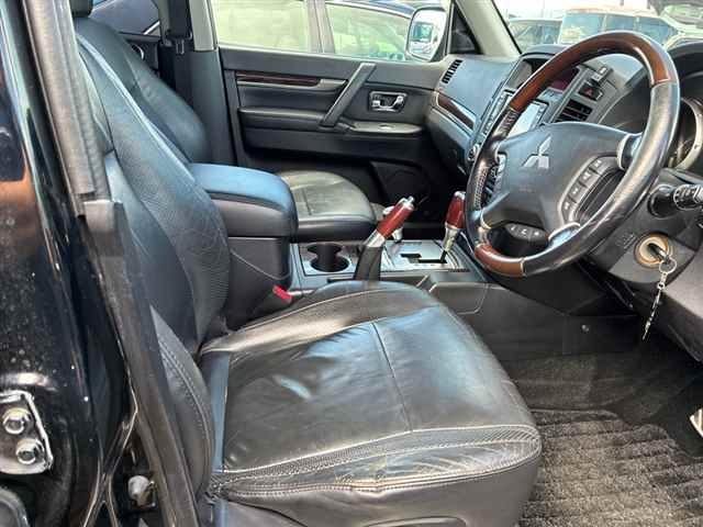 Mitsubishi PAJERO 2011 7248811-7