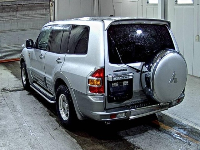 Mitsubishi PAJERO 2000 7248852-1