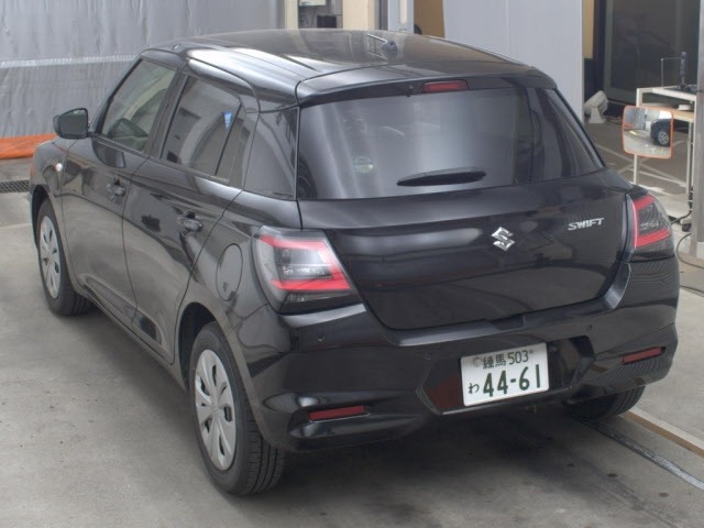 Suzuki SWIFT 2024 7253094-1