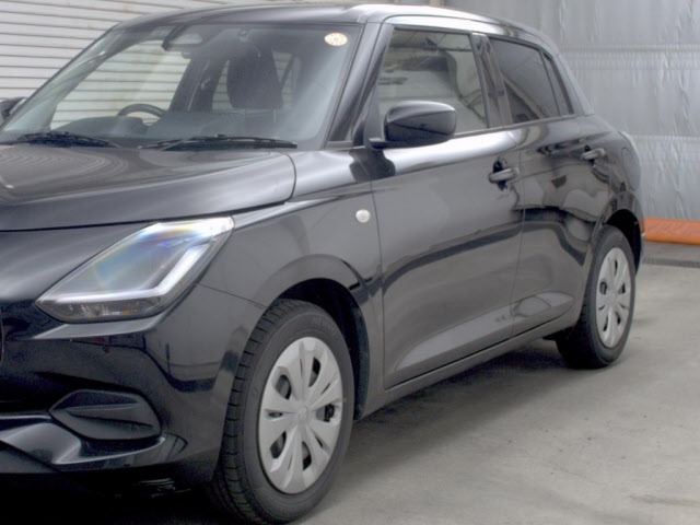 Suzuki SWIFT 2024 7253094-4