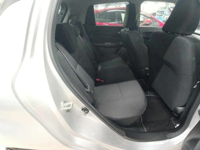 Suzuki SWIFT 2021 7253098-12