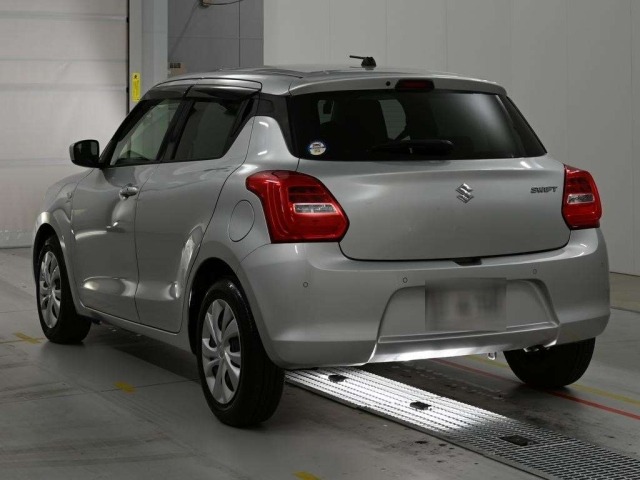 Suzuki SWIFT 2021 7253098-6