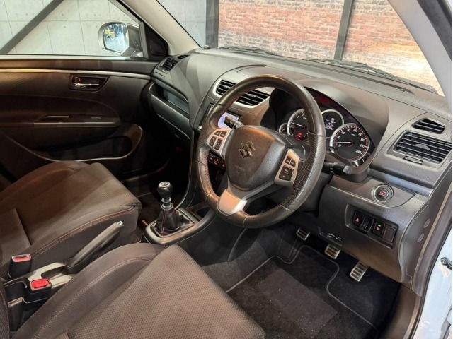 Suzuki SWIFT 2014 7253122-2