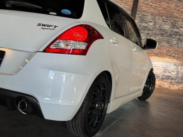 Suzuki SWIFT 2014 7253122-35